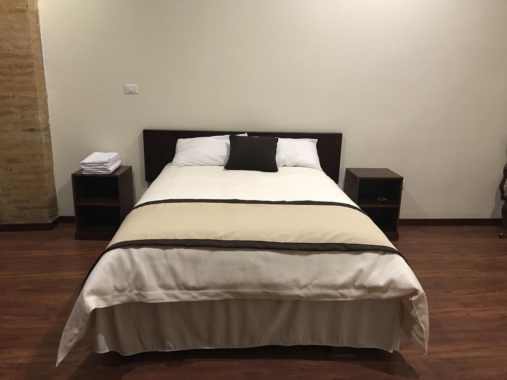 Hotel San Ezequiel Куэнка Экстерьер фото